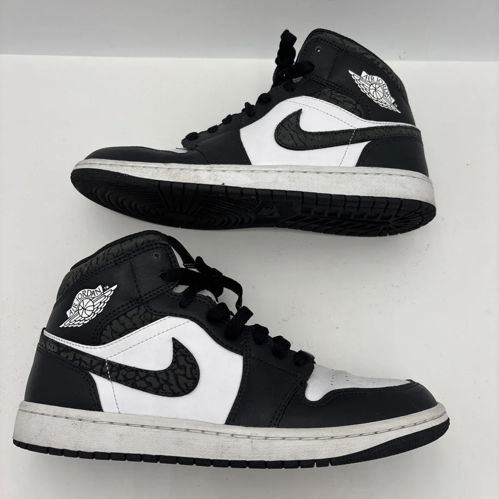 Nike Air Jordan 1 Mid Black White Men's‎ Size 8 FB9911-001 Pre-Owned Clean
